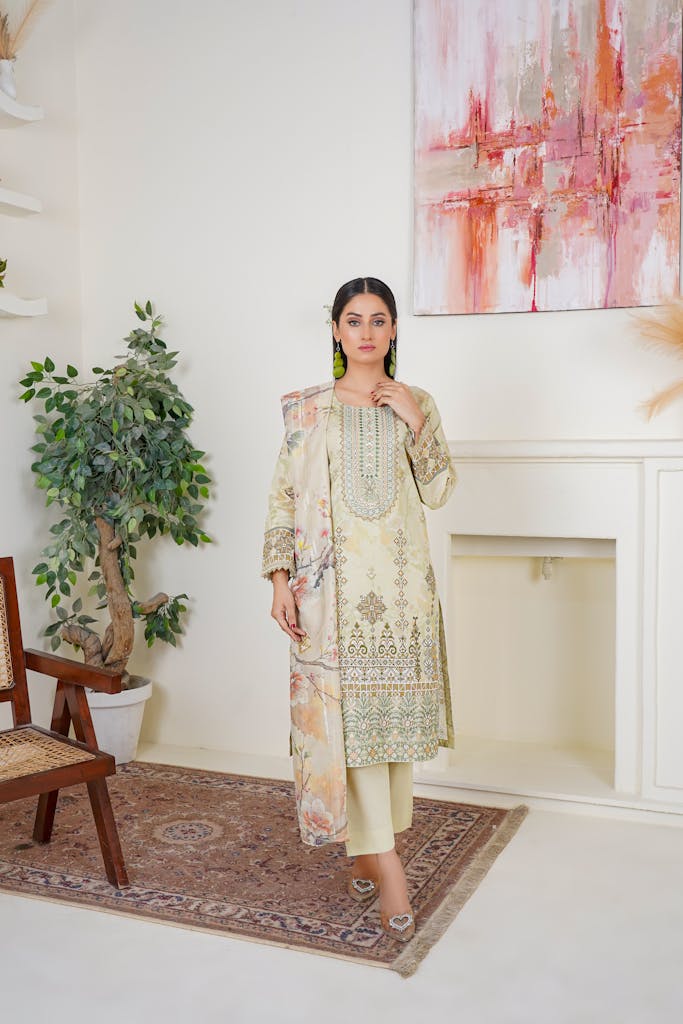 Trendy pakistani eastern outfit 2025 32347592 683x1024.jpg